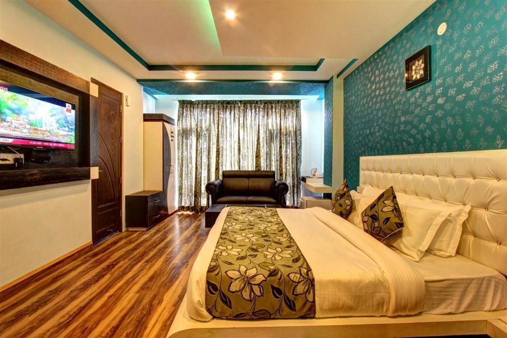 The Moniker Resort & Spa Manāli Kültér fotó